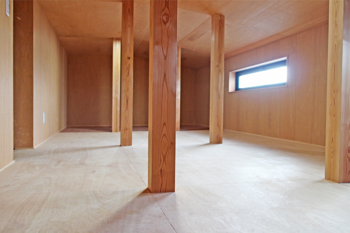 小屋裏