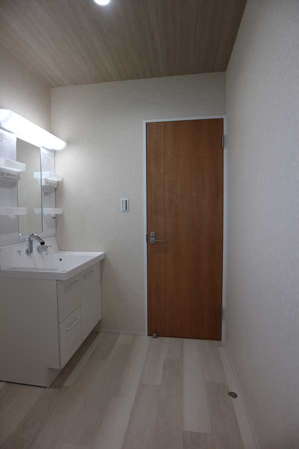 �E�ߎ��E���ʁE��􂢃X�y�[�X