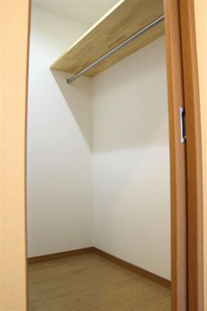 豊川市 納戸