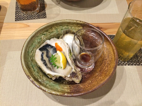 豊川市:自然素材が優しいおしゃれな和モダンの飲食店の料理2
