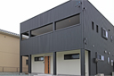 豊川市で高気密高断熱のSW工法で広いベランダのあるデザイン住宅